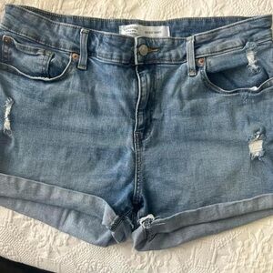 Levi Jean Shorts